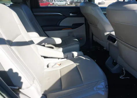 2015 Toyota Highlander Limited V6 from USA, damaged, VIN 5TDDKRFH7FS198479